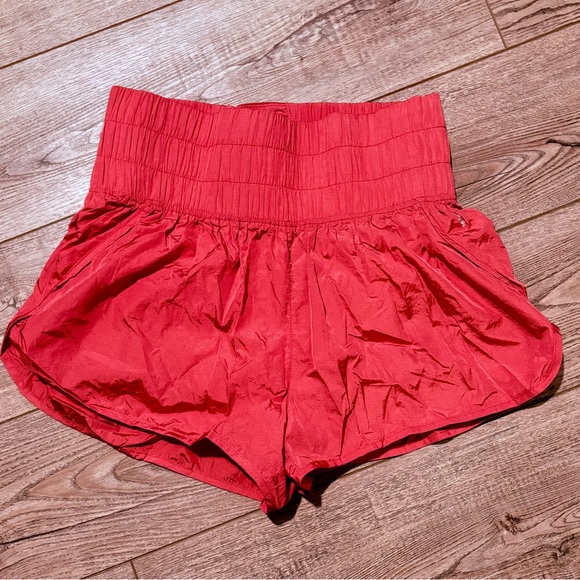 Free people way home movement shorts XL - Picture 2 of 2